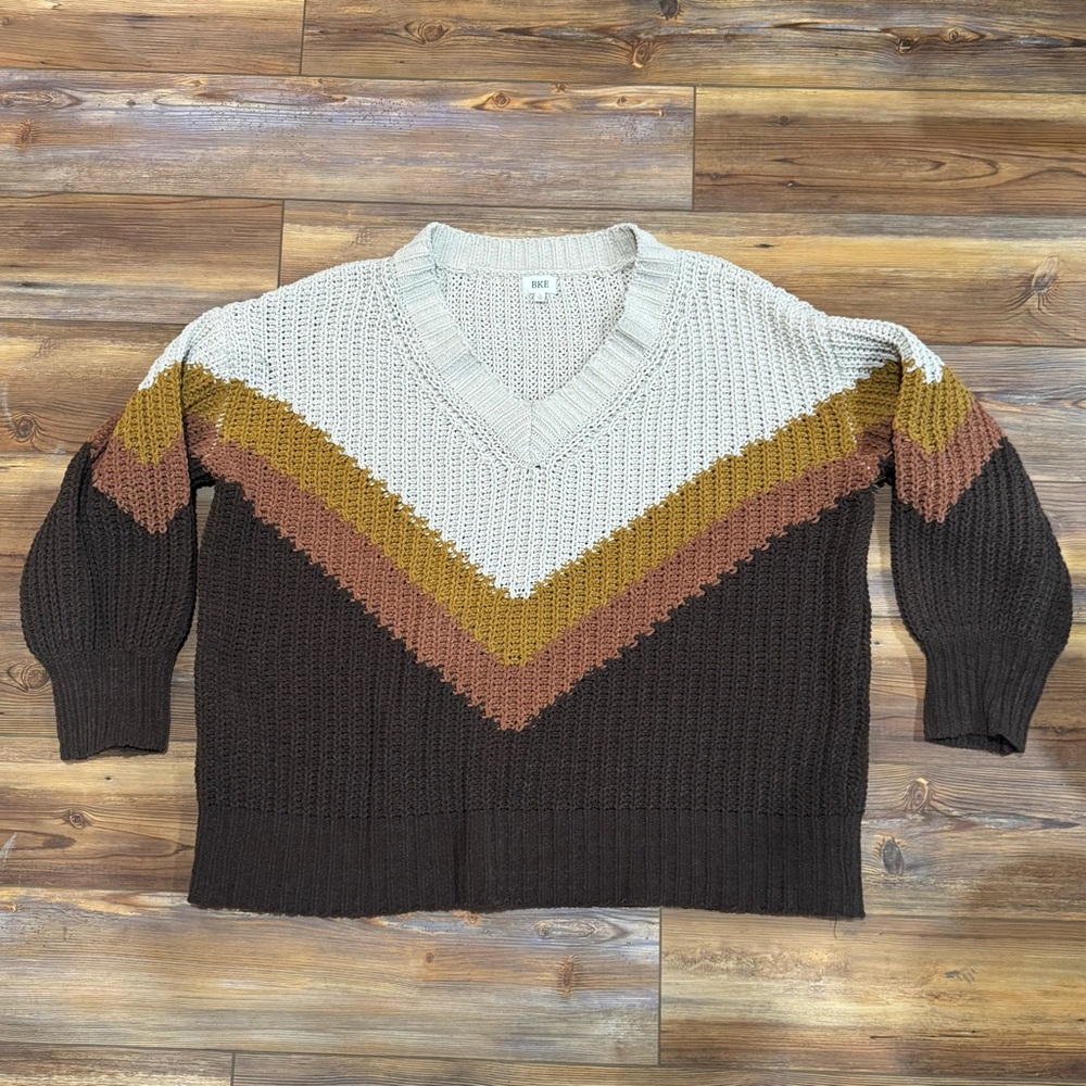 BKE V-Neck Sweater in Cream, Brown, and Tan
